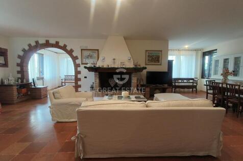 Interno