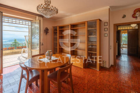Interno