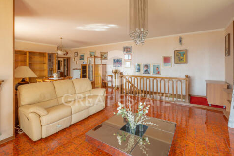 Interno