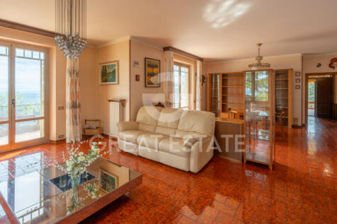 Interno