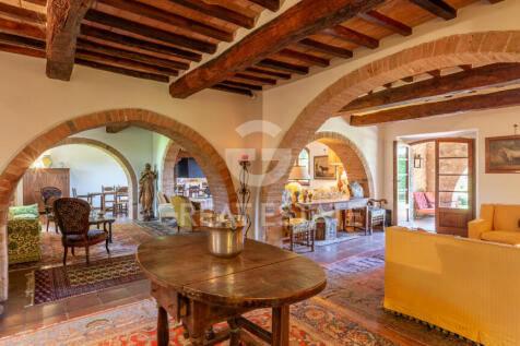 Interno
