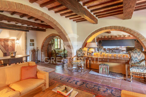 Interno