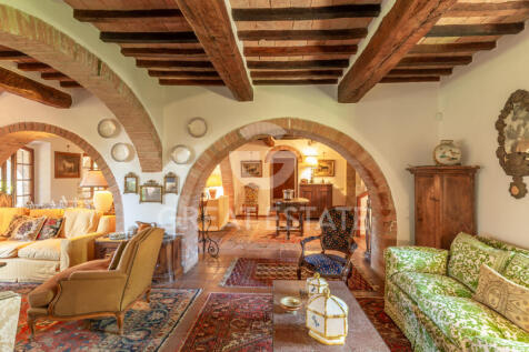 Interno