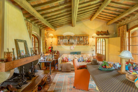 Interno