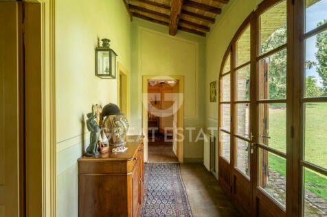Interno