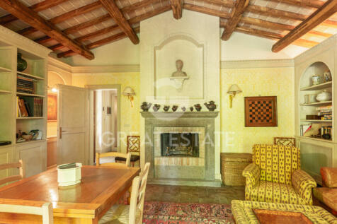 Interno