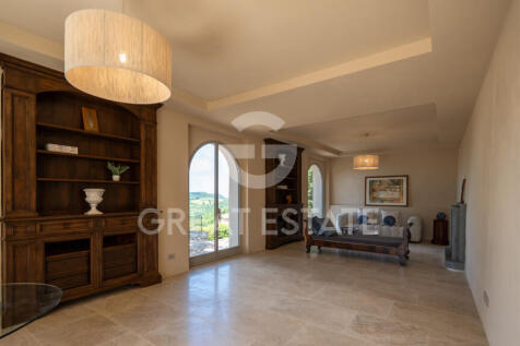 Interno