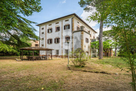 Esterno