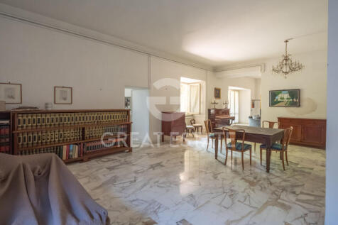 Interno