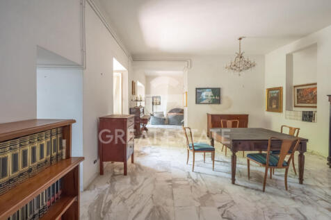 Interno