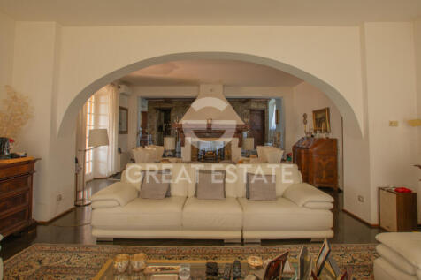 Interno