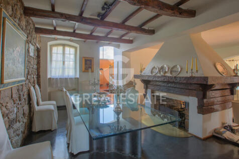 Interno