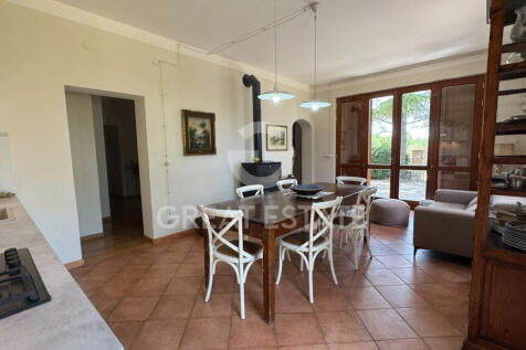 Interno