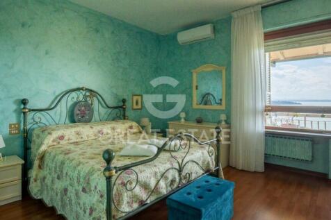 Interno