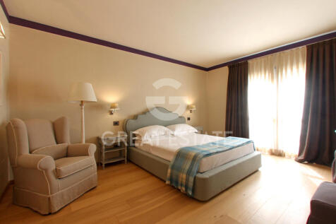 Interno