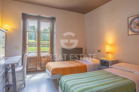 Interno