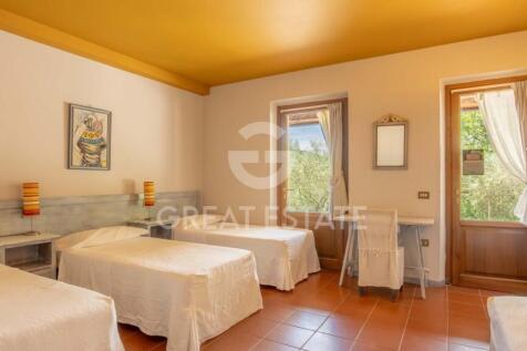 Interno