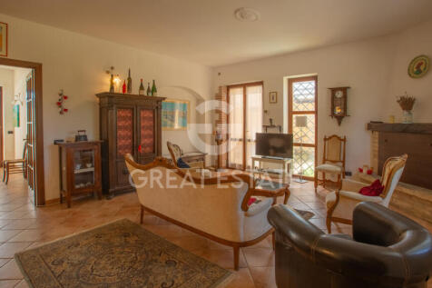 Interno