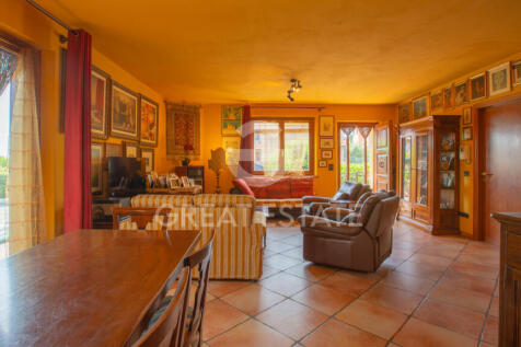 Interno