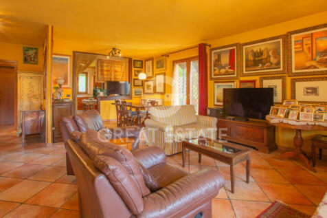Interno