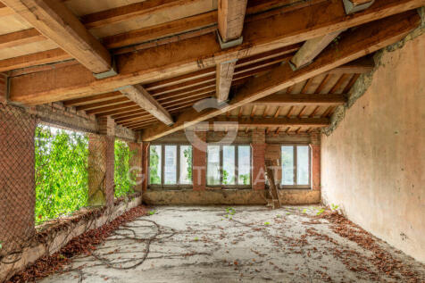 Interno