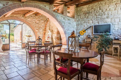 Interno