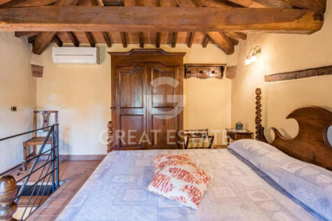 Interno