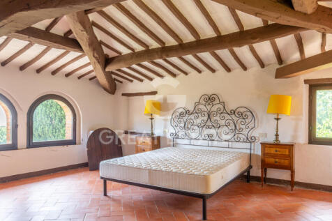 Interno