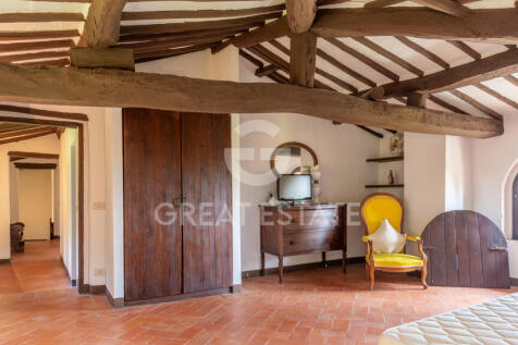 Interno