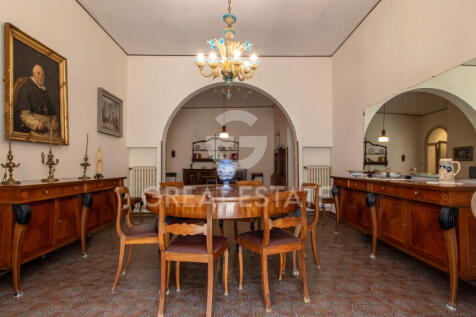 Interno