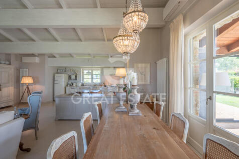 Interno