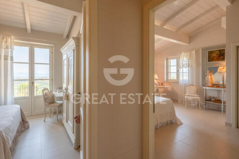 Interno