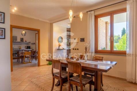 Interno