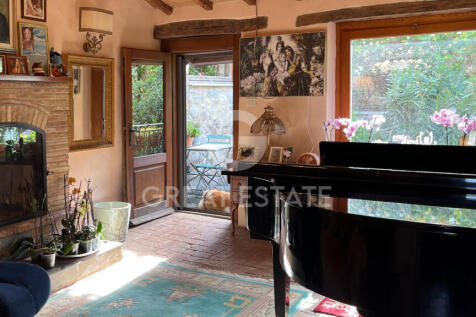 Interno