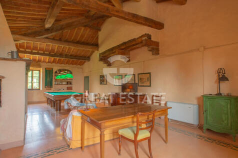 Interno