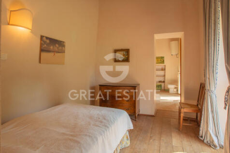 Interno