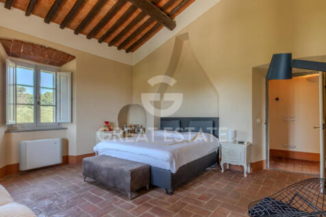 Interno