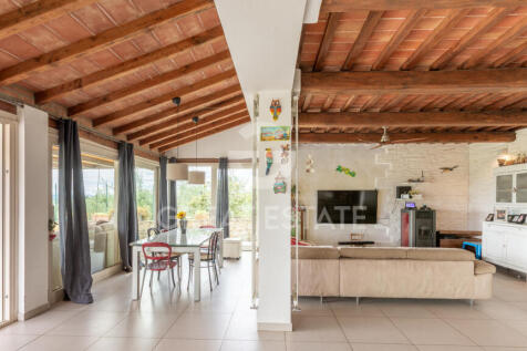 Interno