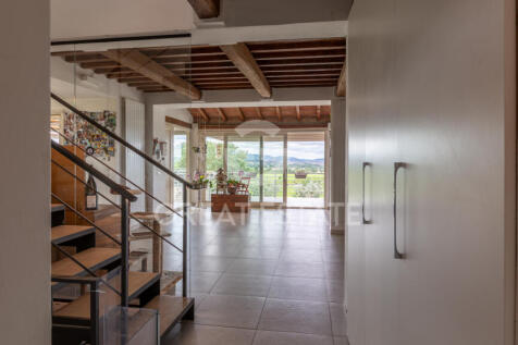 Interno