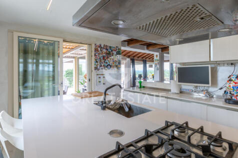 Interno