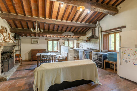 Interno