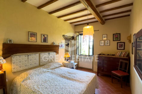 Interno