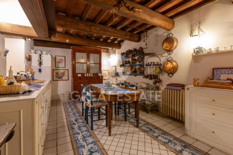 Interno