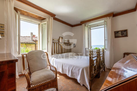 Interno