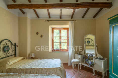 Interno