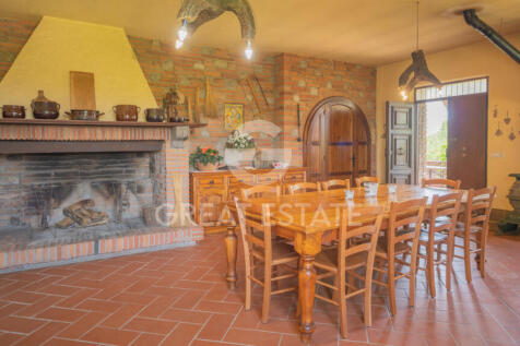 Interno