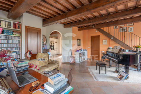 Interno