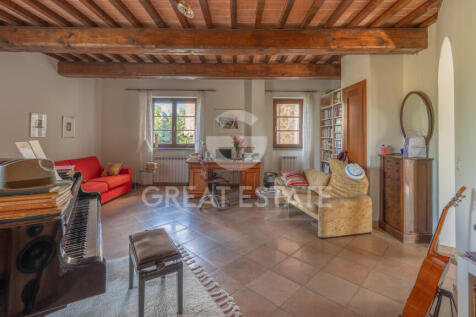 Interno