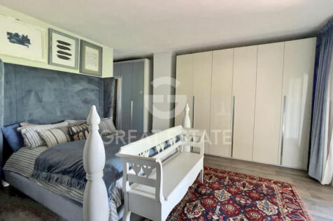 Interno