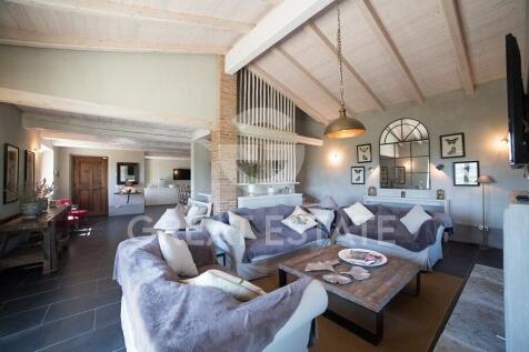 Interno